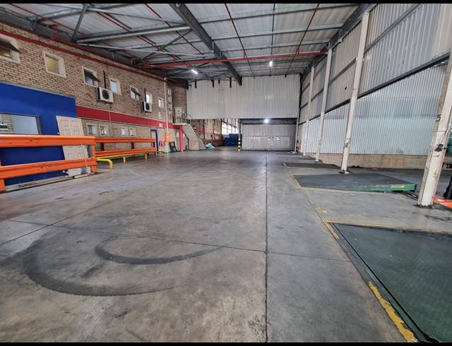 10,614M² WAREHOUSE TO LET IN MOBENI